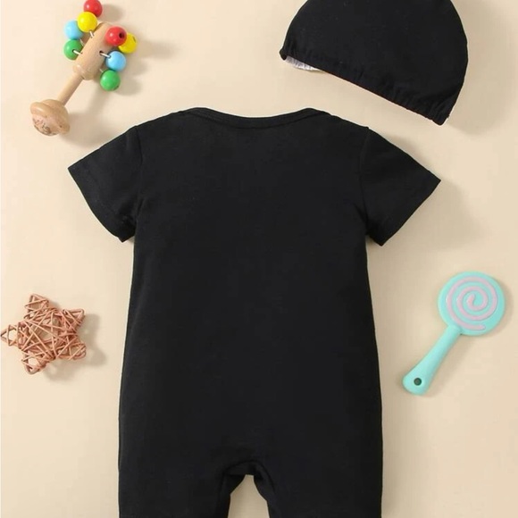 NWT Penguin Baby Outfit - Picture 5 of 8
